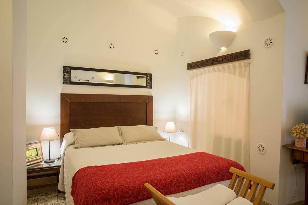 Apartamento Adarve กาเซเรส ภายนอก รูปภาพ